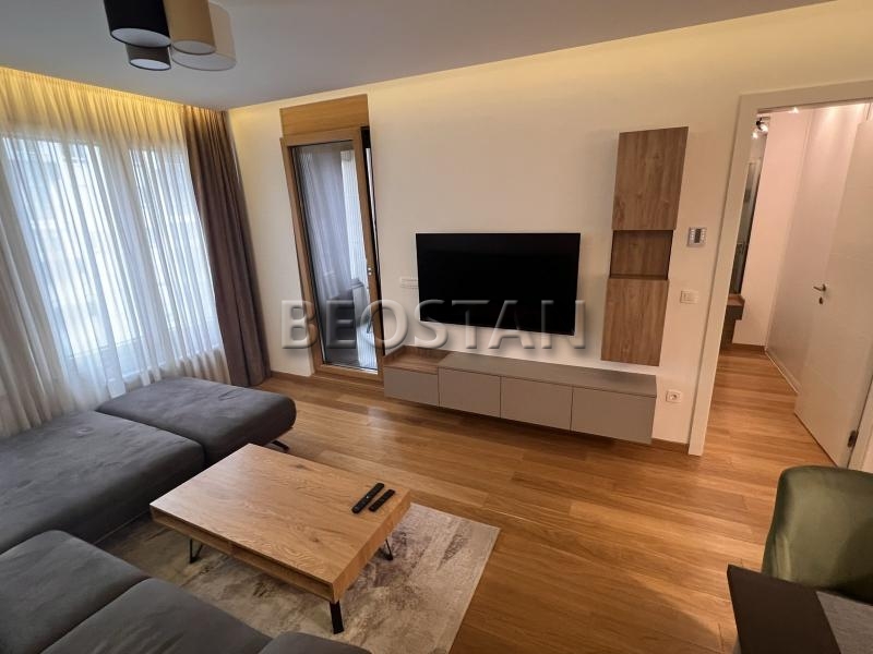 Izdavanje stanova Beograd - Novi Beograd