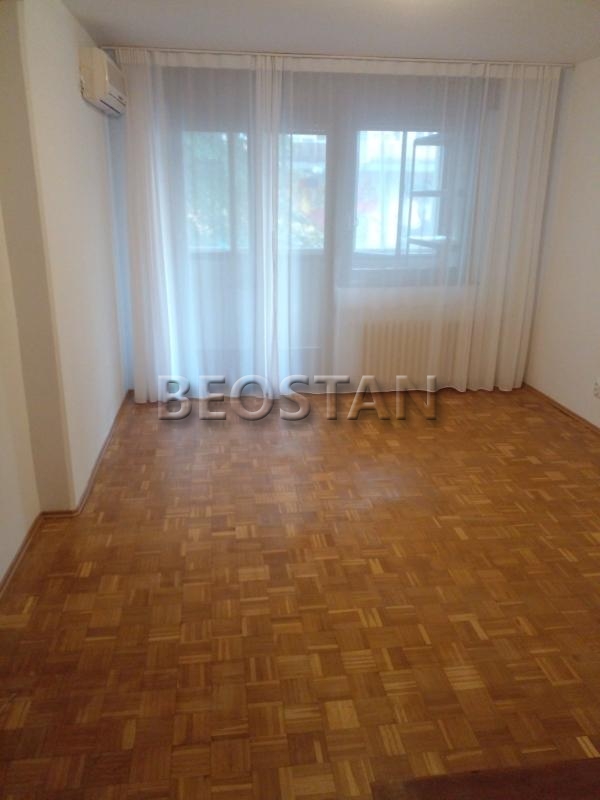 Izdavanje stanova Beograd - Centar
