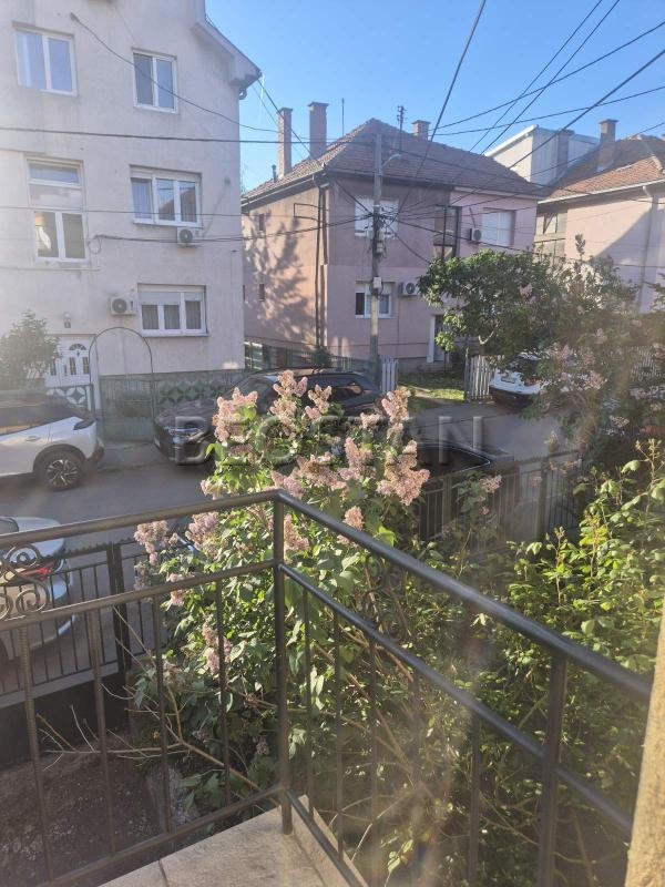 Zemun - Gornji grad #2567220