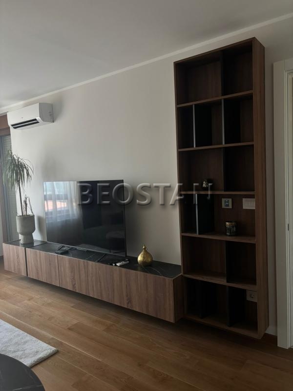 Novi Beograd - Elixir Garden #65014