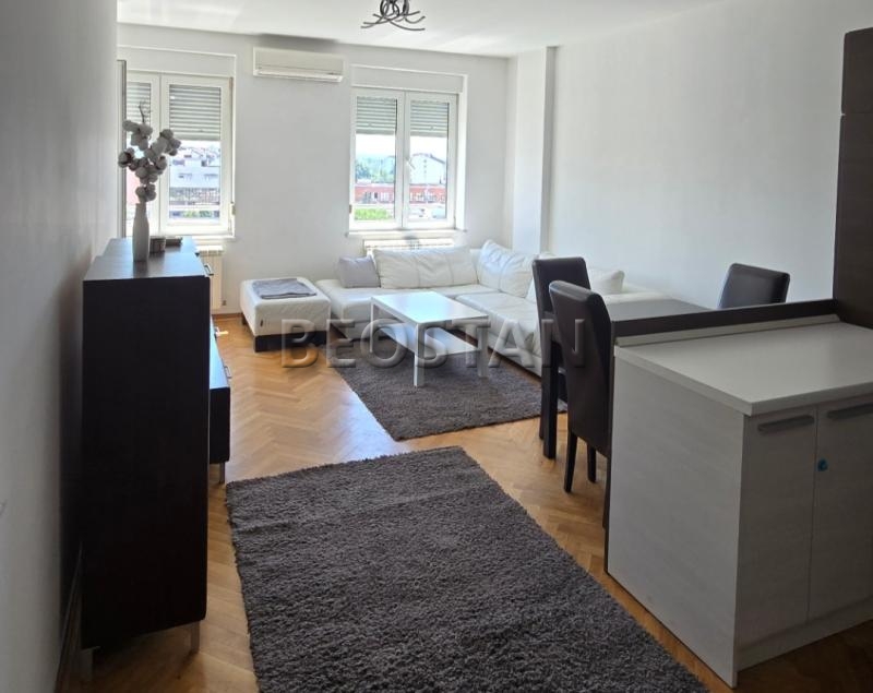 Izdavanje stanova Beograd - Novi Beograd