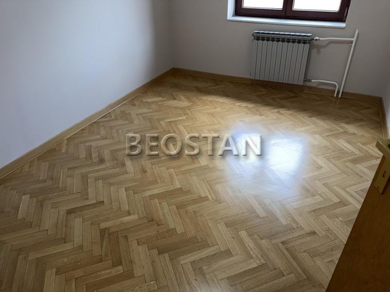 Lokal - Bezanijska kosa 2 #67191