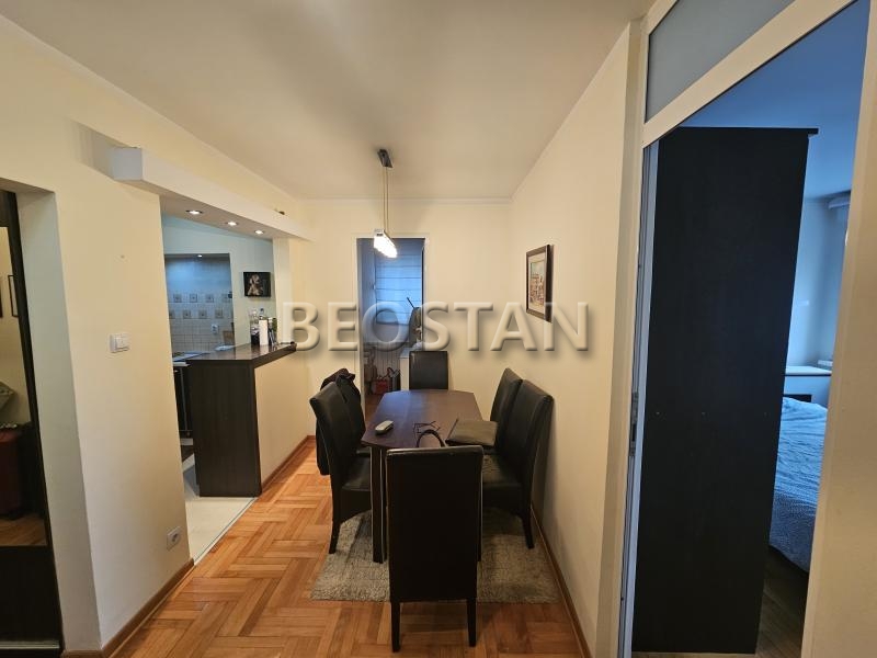 Novi Beograd - Blok 70a delta #2666034