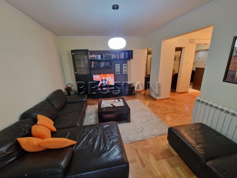 Novi Beograd - Blok 70a delta #2666034