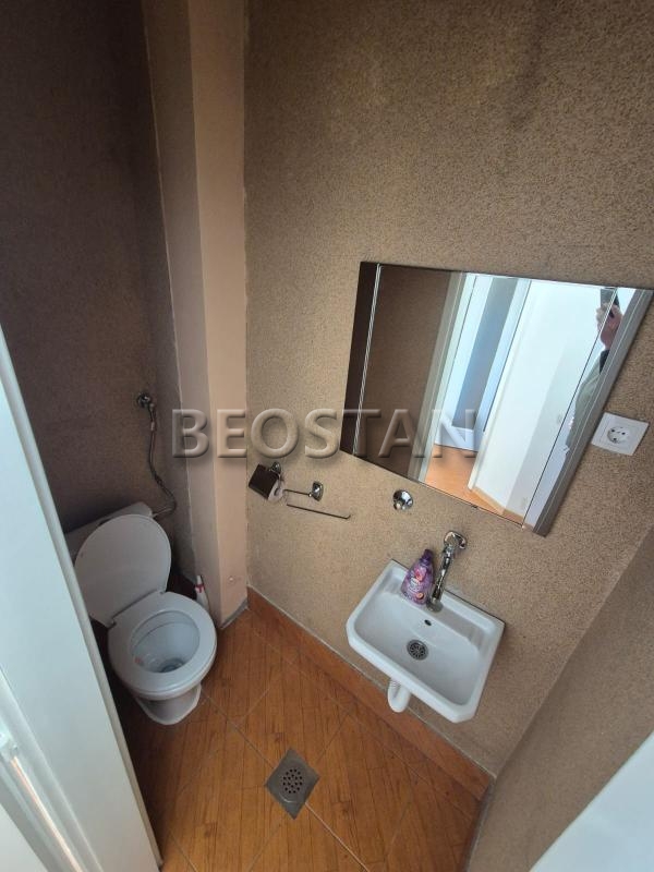 Novi Beograd - Blok 65 Wellport #67034