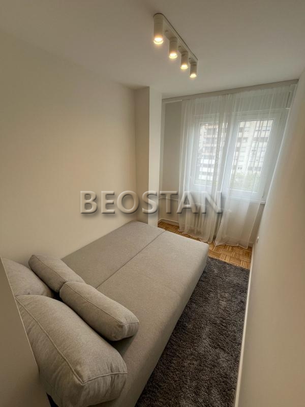 Novi Beograd - Dr ivana ribara 45 blok #67155