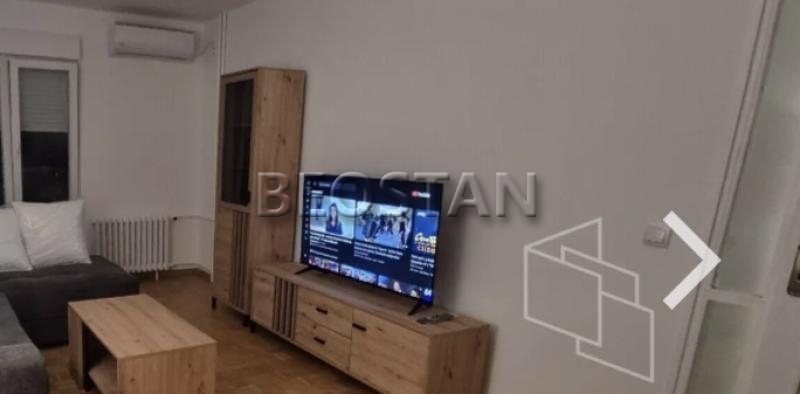 Novi Beograd - Blok 64 immo centar #67459