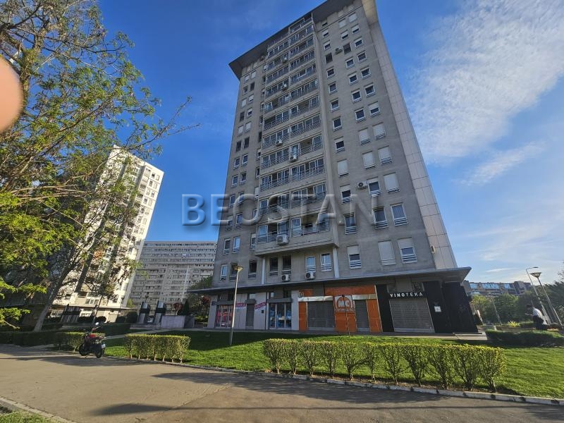 Izdavanje stanova Beograd - Lokali