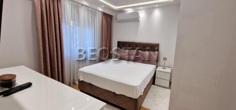 Novi Beograd - Blok 63 novogradnja #68116