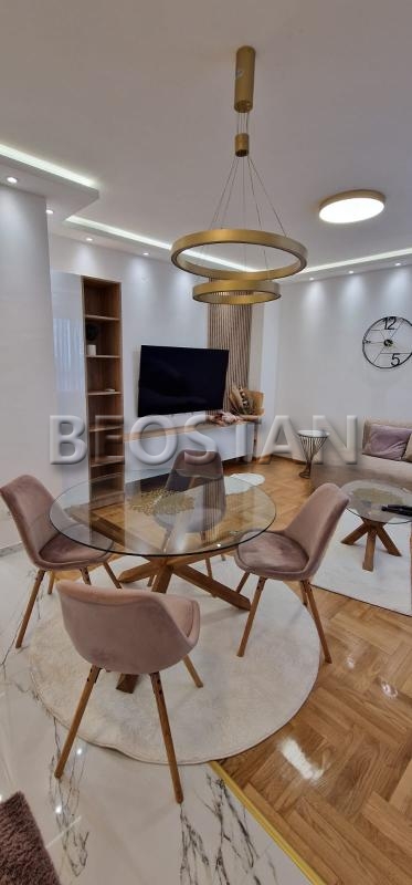 Novi Beograd - Blok 63 novogradnja #68116