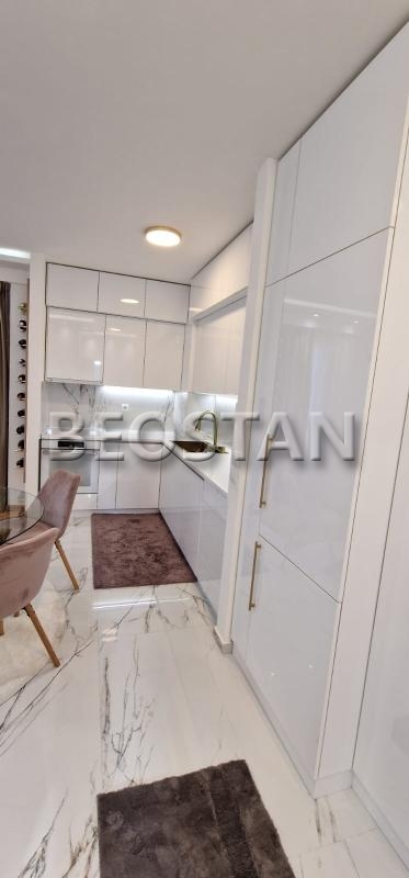 Novi Beograd - Blok 63 novogradnja #68116