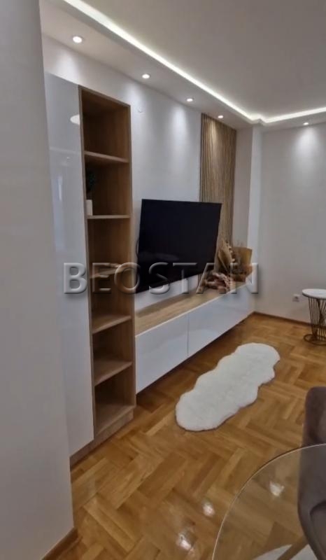 Novi Beograd - Blok 63 novogradnja #68116