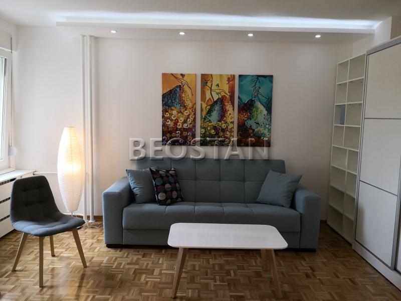 Izdavanje stanova Beograd - Novi Beograd