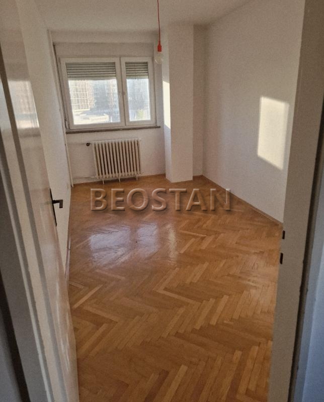 Izdavanje stanova Beograd - Novi Beograd