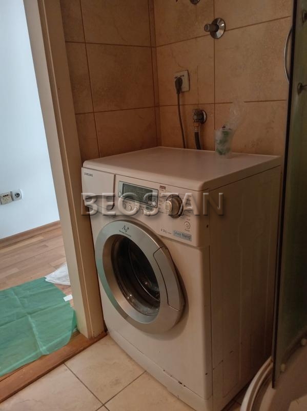 Novi Beograd - Opstina fontana #64874 Novi Beograd - Opstina fontana #64874