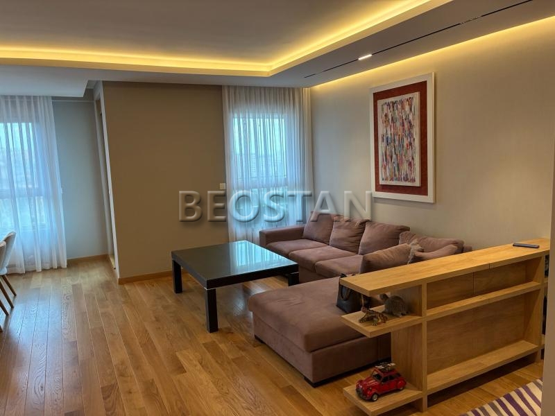 Izdavanje stanova Beograd - Novi Beograd