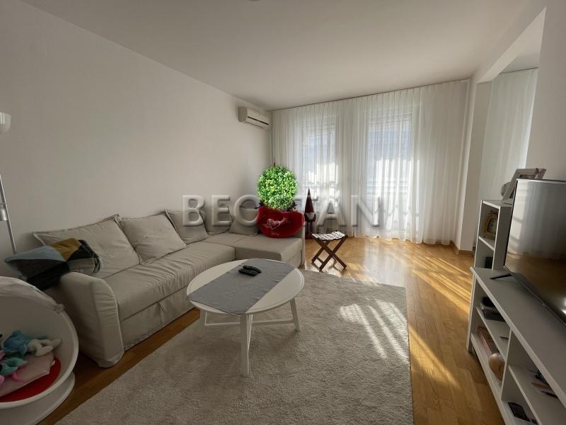 Novi Beograd - Belville #65249