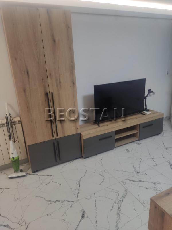 Širi centar - Banovo brdo #66438