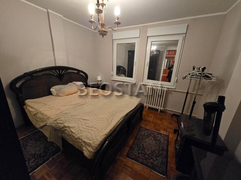 Novi Beograd - Blok 70 delta #3065785