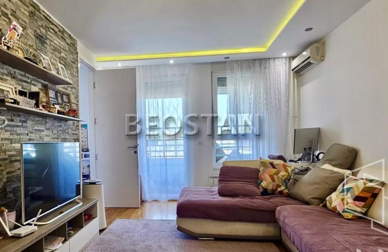 Izdavanje stanova Beograd - Novi Beograd