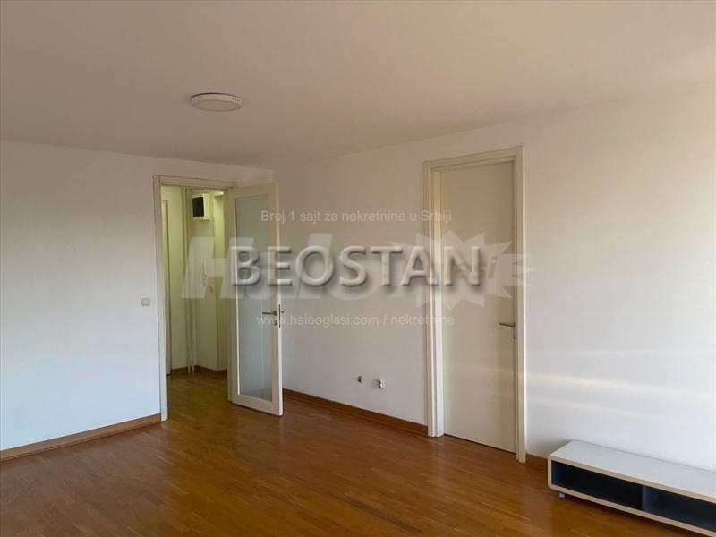 Novi Beograd - Belville #65100