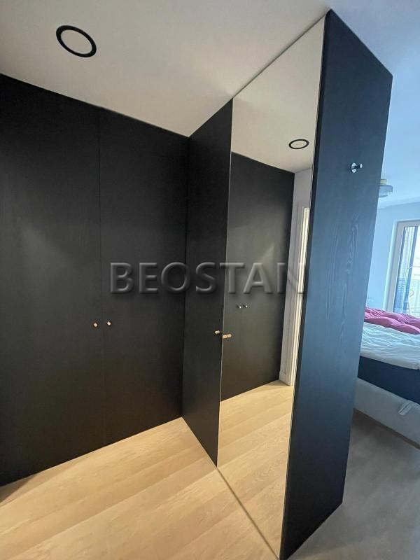 Novi Beograd - Stari merkator novogradnja #56562