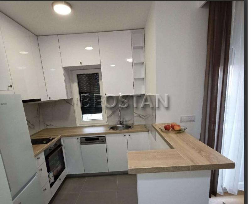 Novi Beograd - Ledine #64924 Novi Beograd - Ledine #64924