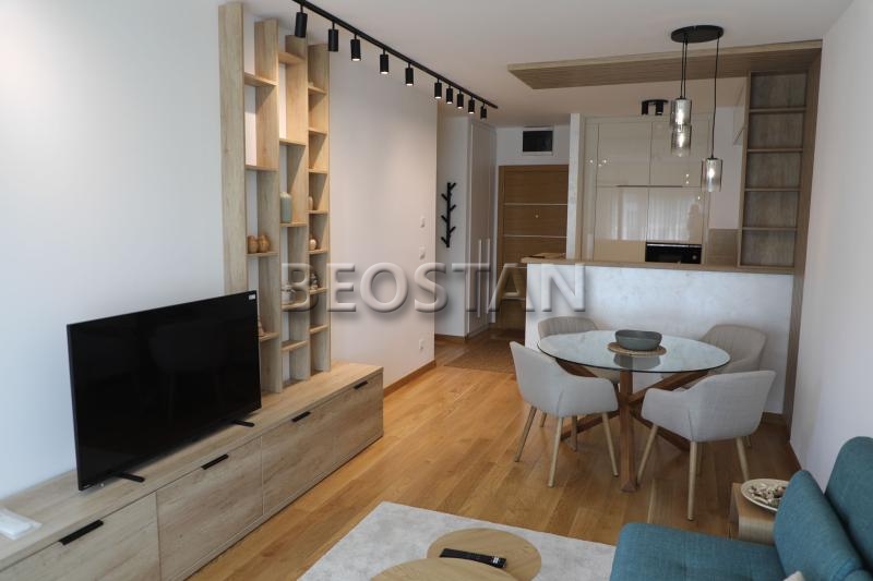 Izdavanje stanova Beograd - Novi Beograd