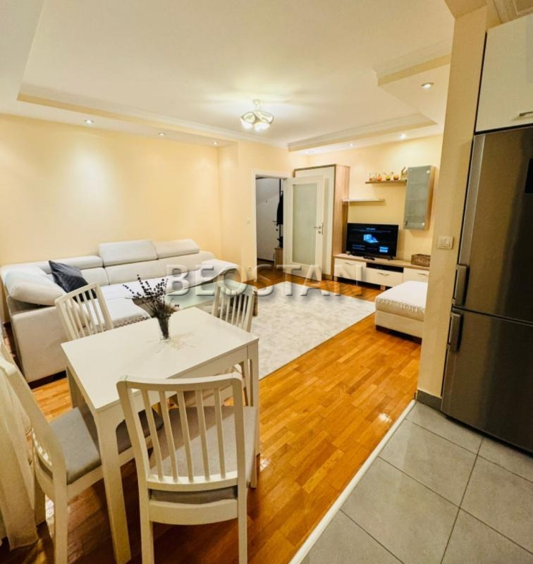 Izdavanje stanova Beograd - Novi Beograd