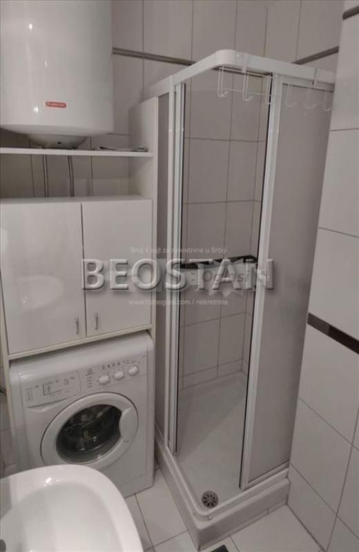 Novi Beograd - Blok 21 hajat #65691