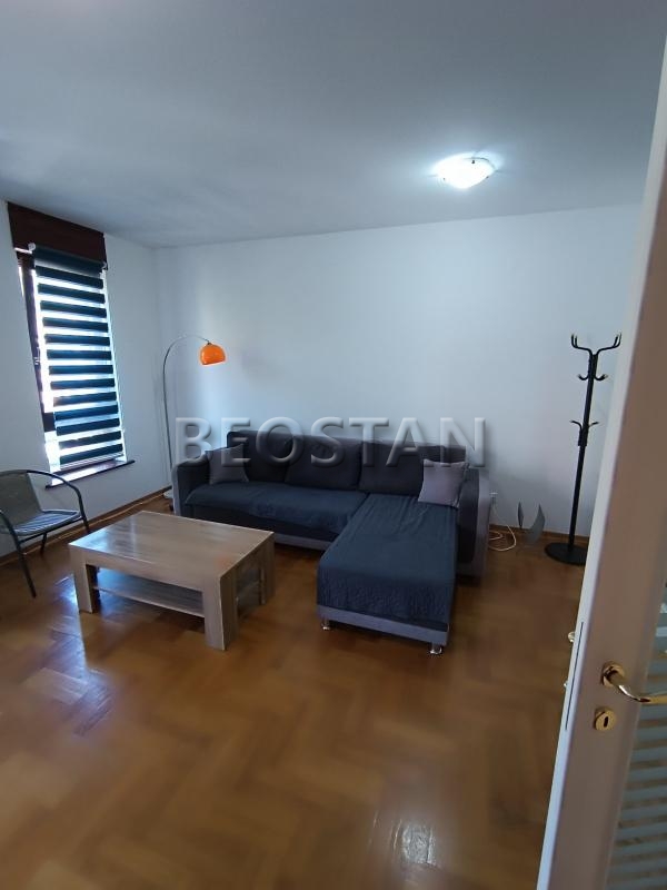 Izdavanje stanova Beograd - Novi Beograd