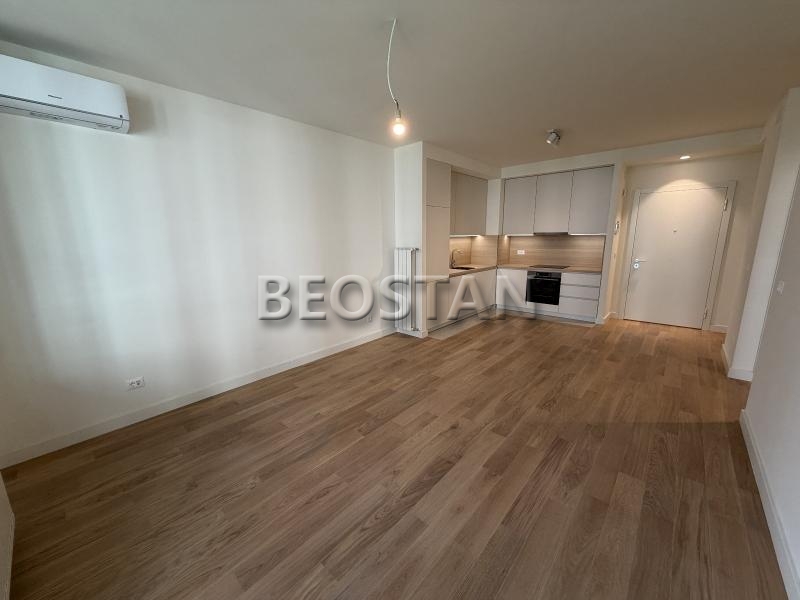 Centar - Beograd na vodi BW #64867 Centar - Beograd na vodi BW #64867