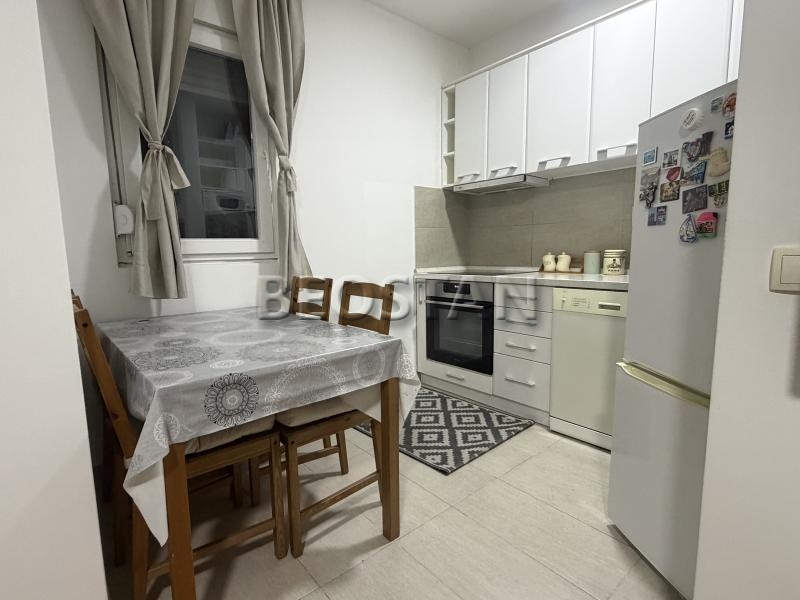 Širi centar - Krnjaca #66936