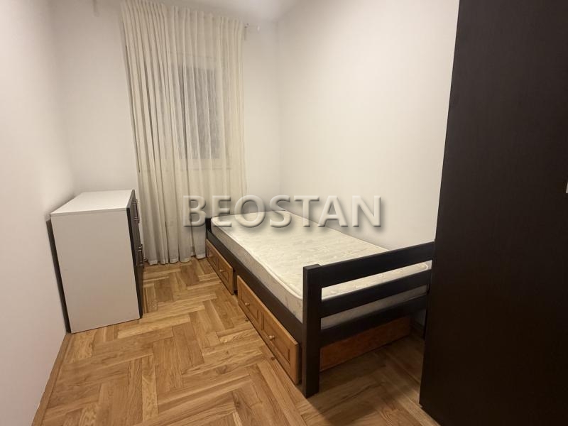 Širi centar - Krnjaca #66936