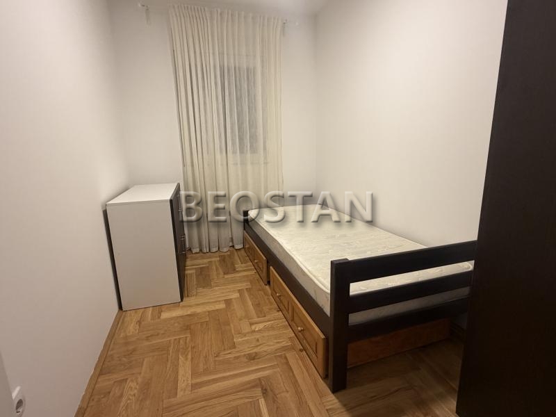 Širi centar - Krnjaca #66936