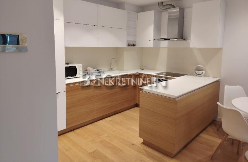 Novi Beograd - West 65 #65217