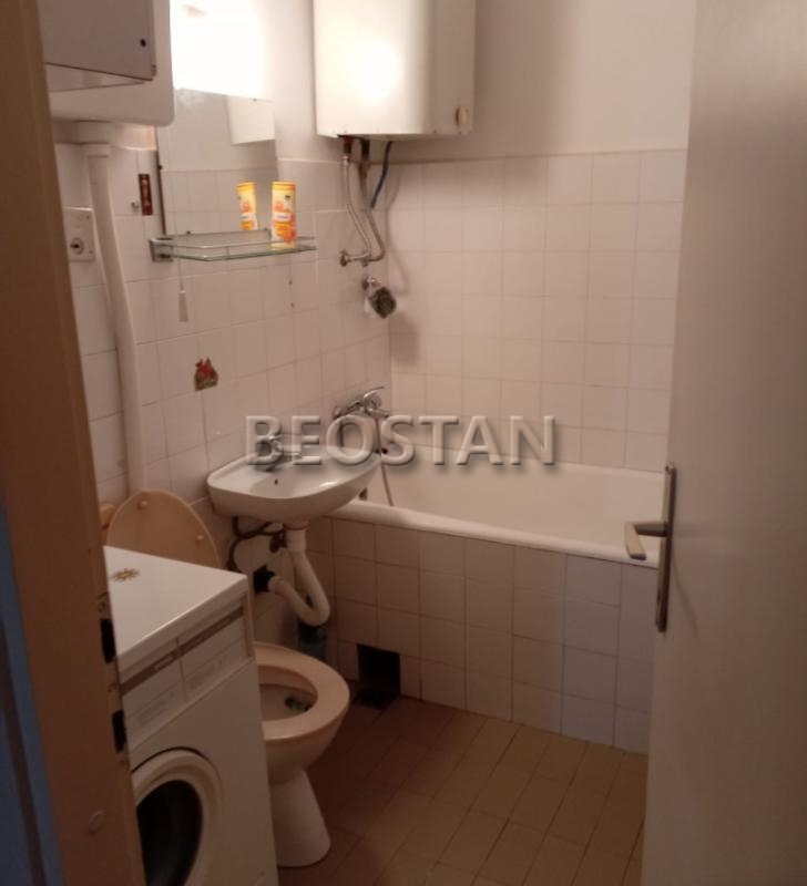 Širi centar - Labudovo brdo #65751