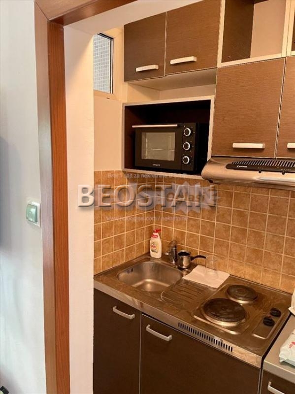 Zemun - Karadjordjev trg #64877 Zemun - Karadjordjev trg #64877