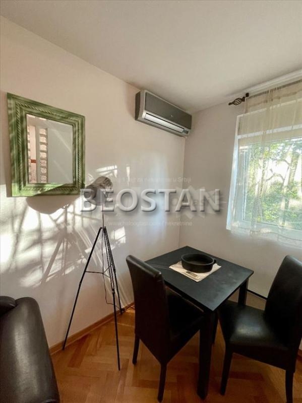 Zemun - Karadjordjev trg #64877 Zemun - Karadjordjev trg #64877