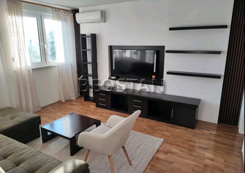 Izdavanje stanova Beograd - Novi Beograd