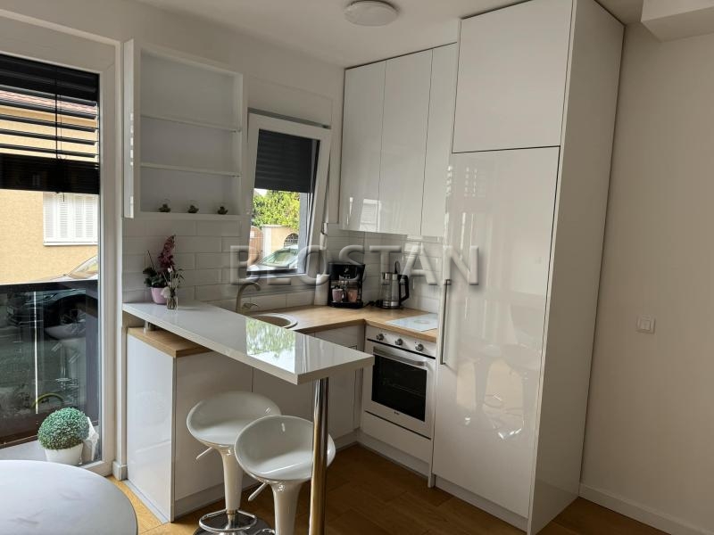 Centar - Vracar lekino brdo #64837 Centar - Vracar lekino brdo #64837