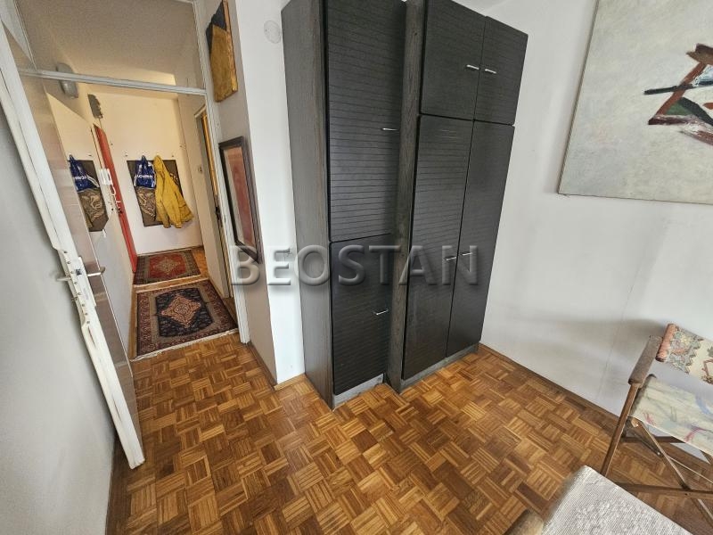 Novi Beograd - Blok 44 tc piramida #65763