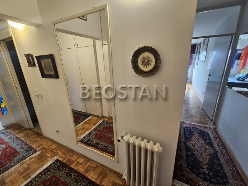 Novi Beograd - Blok 44 tc piramida #65763