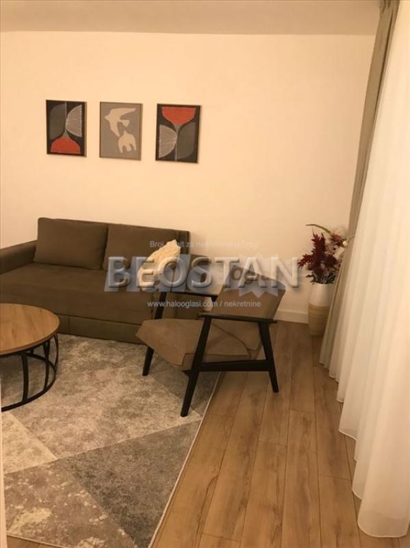 Izdavanje stanova Beograd - Novi Beograd