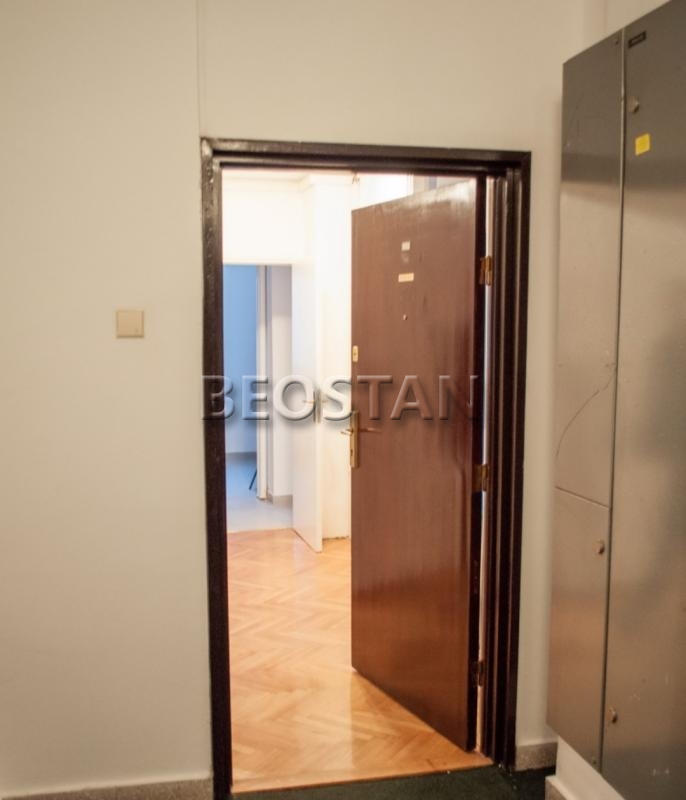 Novi Beograd - Yubc blok 12 #65323