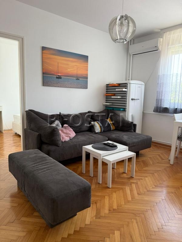 Izdavanje stanova Beograd - Novi Beograd