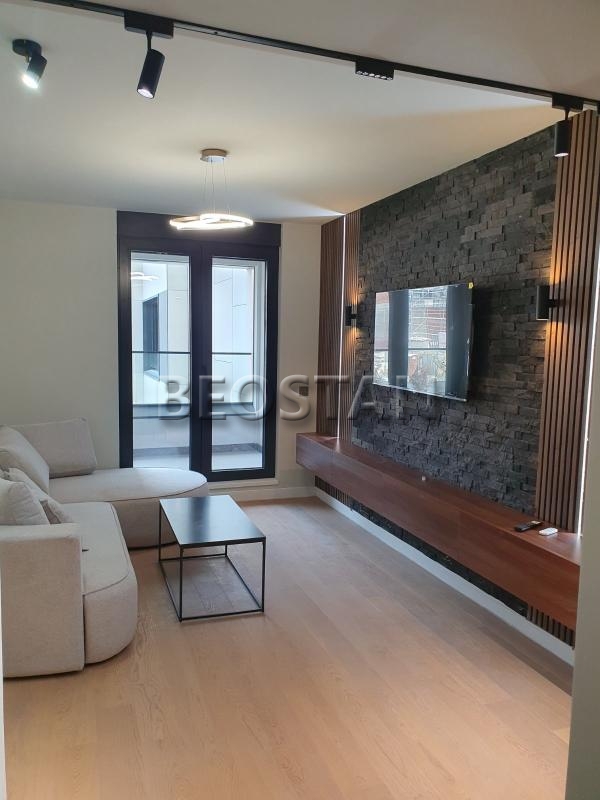 Novi Beograd - Airport Garden #66998