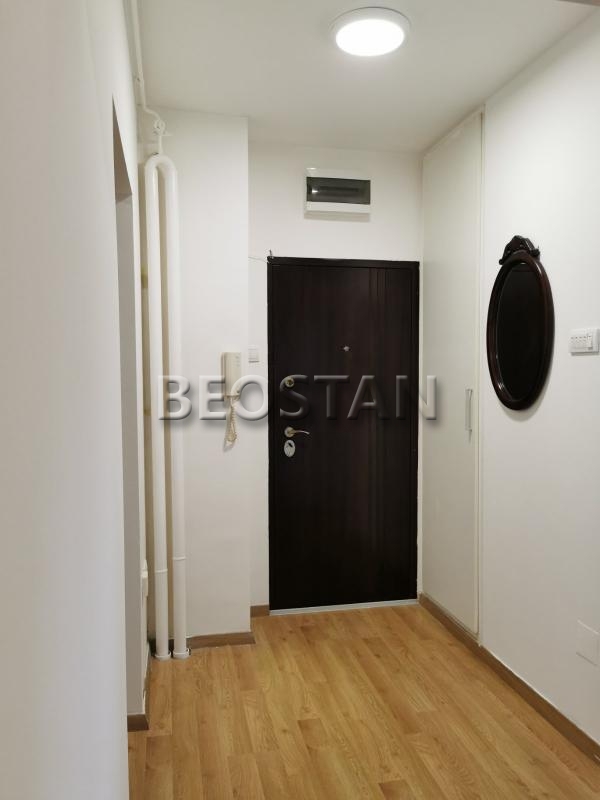 Novi Beograd - Blok 70 cetvorospratnice #66350