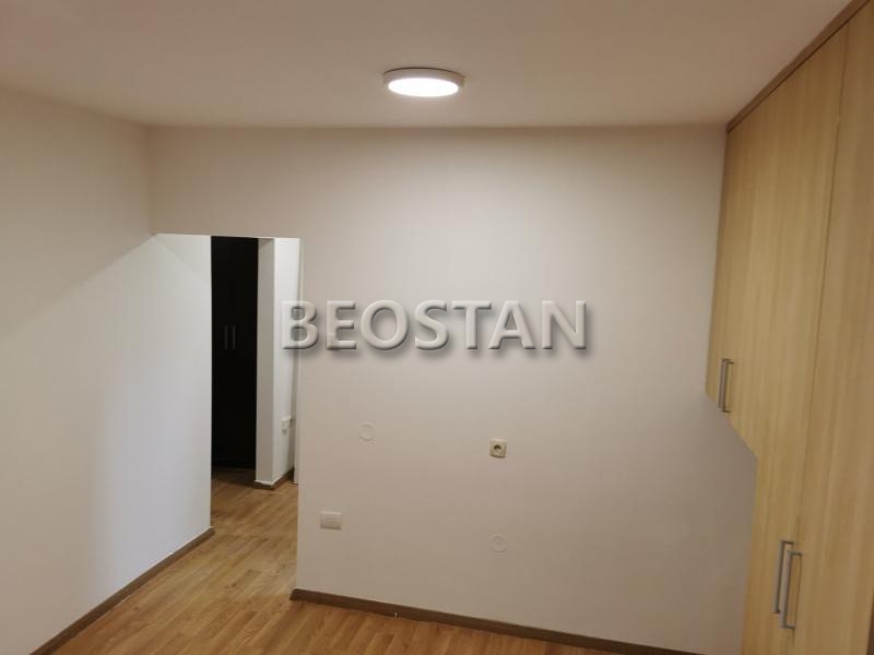 Novi Beograd - Blok 70 cetvorospratnice #66350