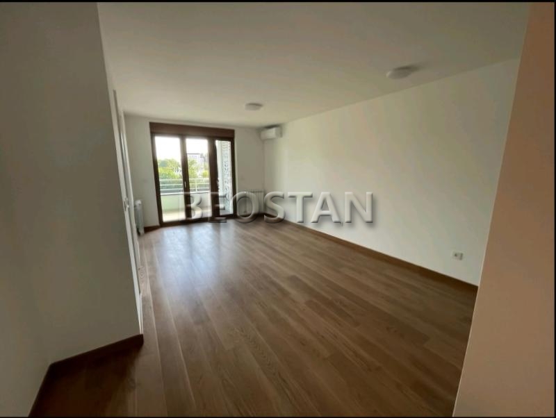 Izdavanje stanova Beograd - Novi Beograd